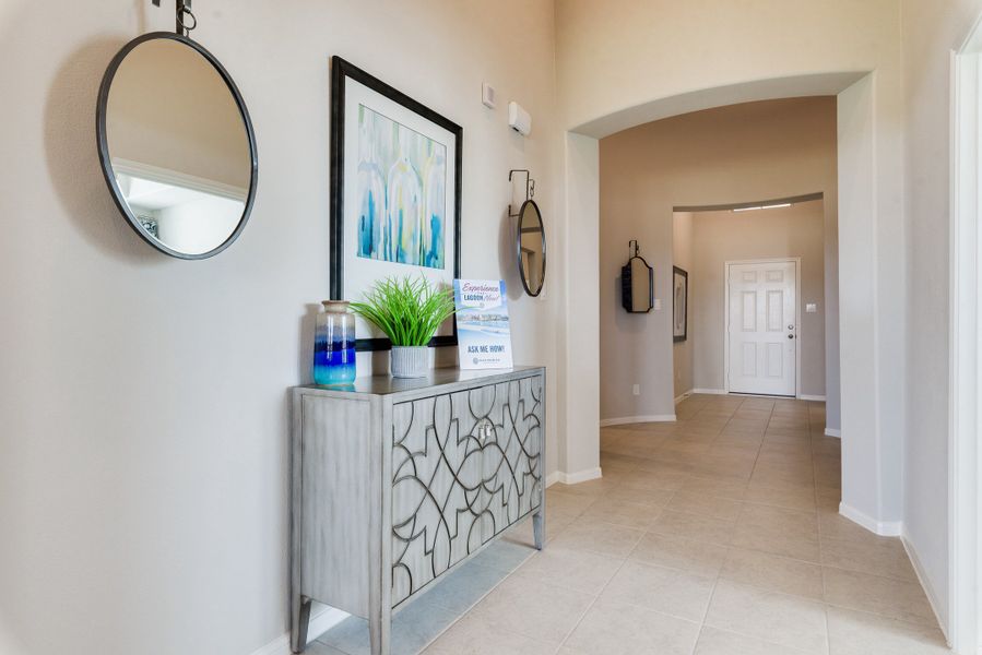 Representative furnished interior of a home built from the Floor Plan 2543 by Colina Homes in Grand Magnolia, Magnolia (Image 34). Representative furnished interior of a home built from the Floor Plan 2543 by Colina Homes in Grand Magnolia, Magnolia (Image 34).