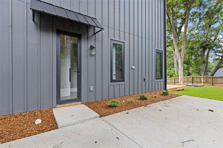 Exterior details and patio area of a home in , Atlanta (Image 20).