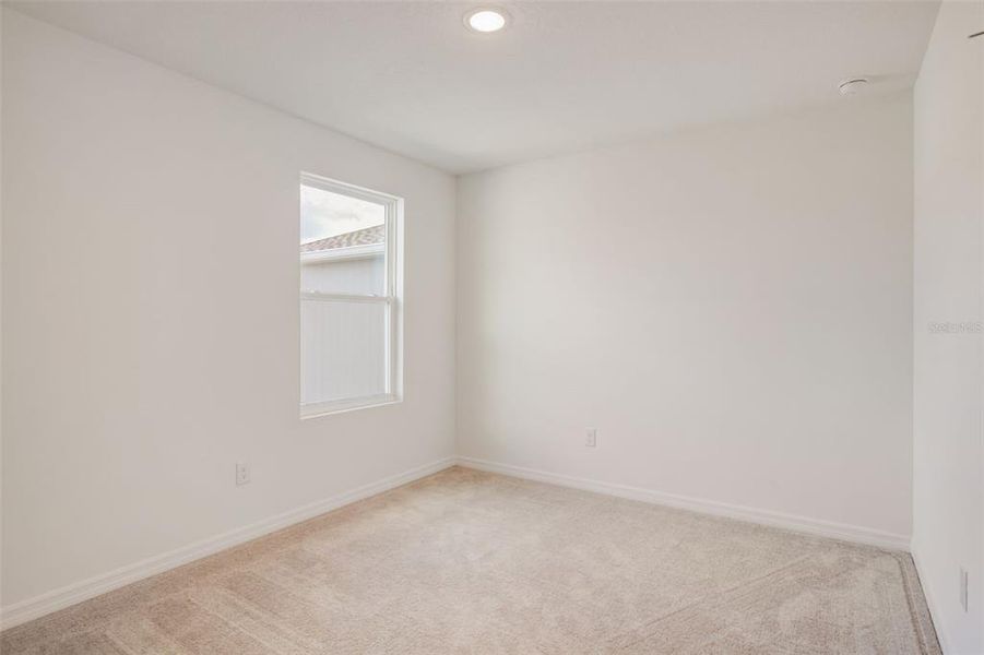 Spacious, unfurnished interior of a new home in , Winter Garden (Image 19).