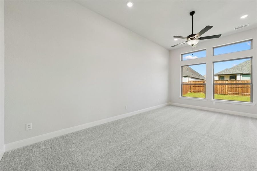 Spacious, unfurnished interior of a new home in Mantua Point Classics, Van Alstyne (Image 24). Spacious, unfurnished interior of a new home in Mantua Point Classics, Van Alstyne (Image 24).