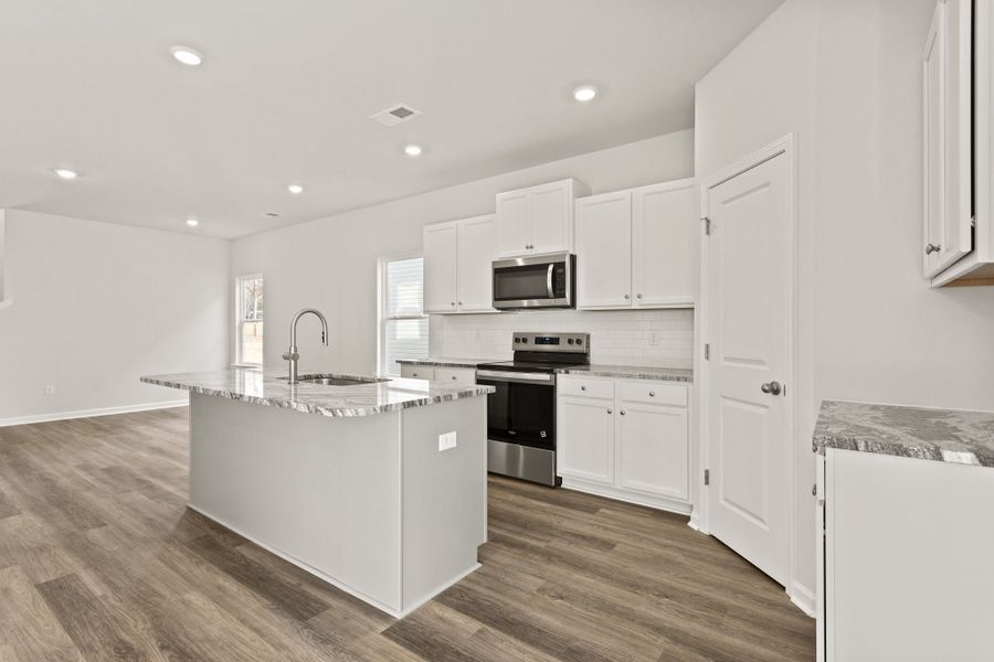 Roebuck, SC New Home. - Slide 9 Roebuck, SC New Home. - Slide 9