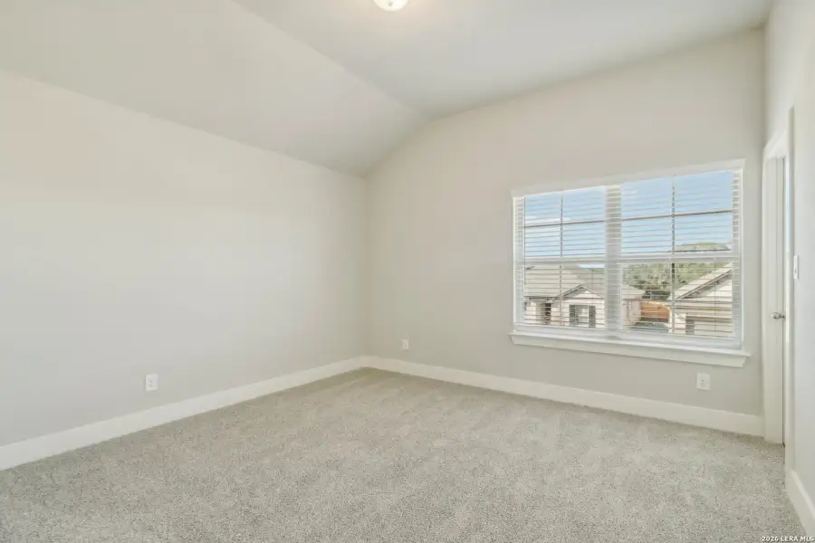 Spacious, unfurnished interior of a new home in , San Antonio (Image 20).