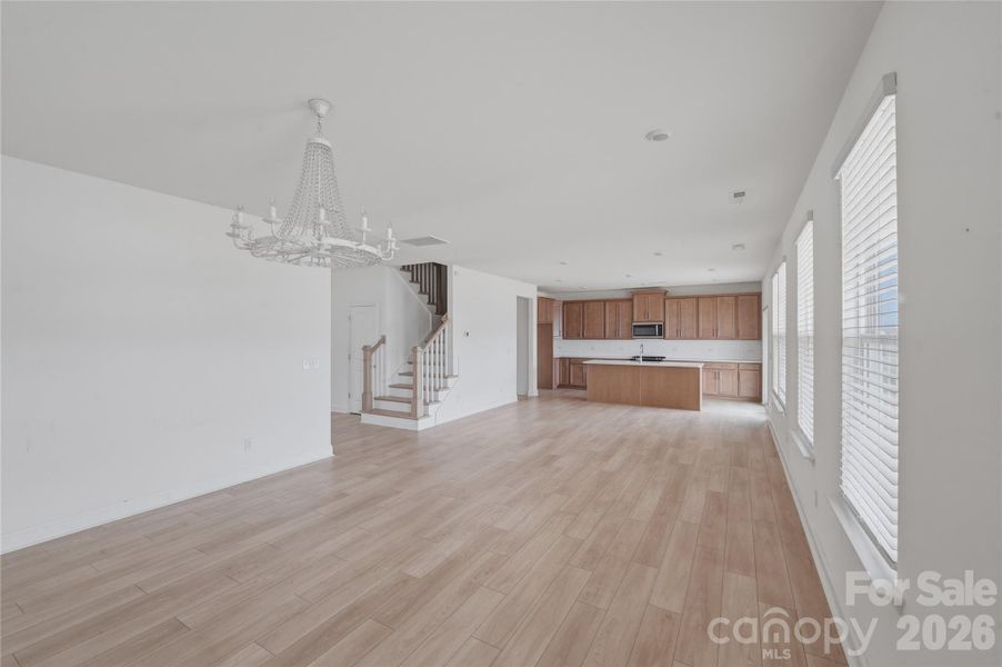Spacious, unfurnished interior of a new home in Lakeside Glen, York (Image 20).