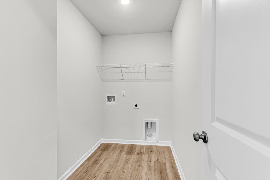 Spacious, unfurnished interior of a new home in Central Creek, Goose Creek (Image 51). Spacious, unfurnished interior of a new home in Central Creek, Goose Creek (Image 51).