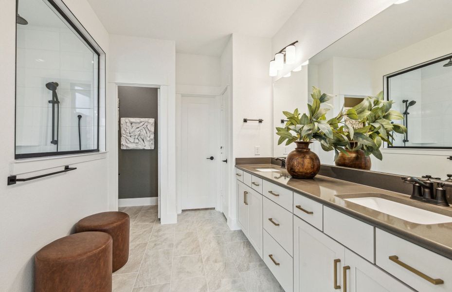 Owner's bath with double vanity