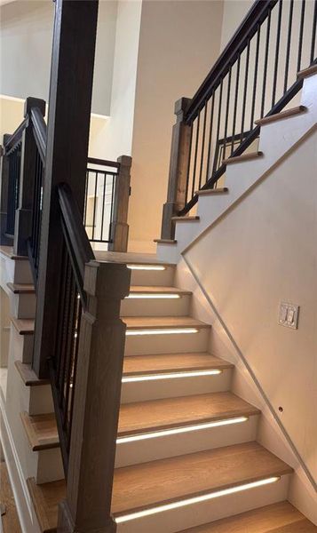 Spacious, unfurnished interior of a new home in , Marietta (Image 10).