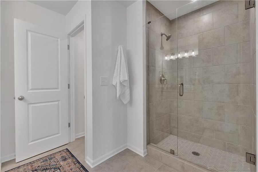 Image 32 of a home in Village Green. Image 32 of a home in Village Green.