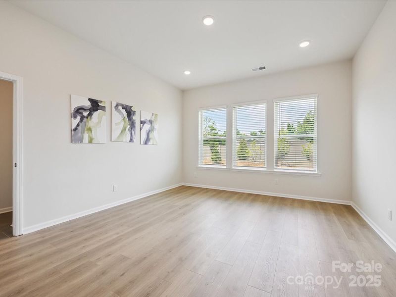 Spacious, unfurnished interior of a new home in Encore at Streamside - Classic Series, Waxhaw (Image 17).