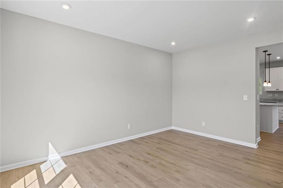 Spacious, unfurnished interior of a new home in Sage Woods, Dallas (Image 21). Spacious, unfurnished interior of a new home in Sage Woods, Dallas (Image 21).