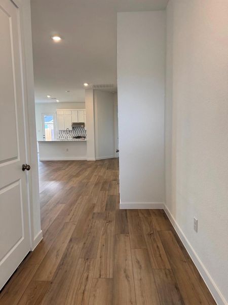 Spacious, unfurnished interior of a new home in , Hockley (Image 6).