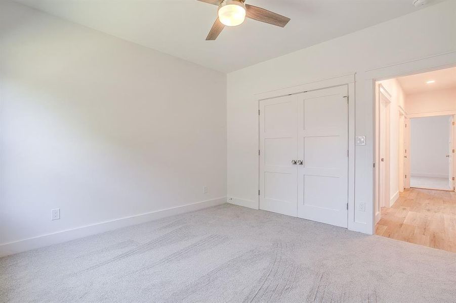 Spacious, unfurnished interior of a new home in , Mineral Wells (Image 34).