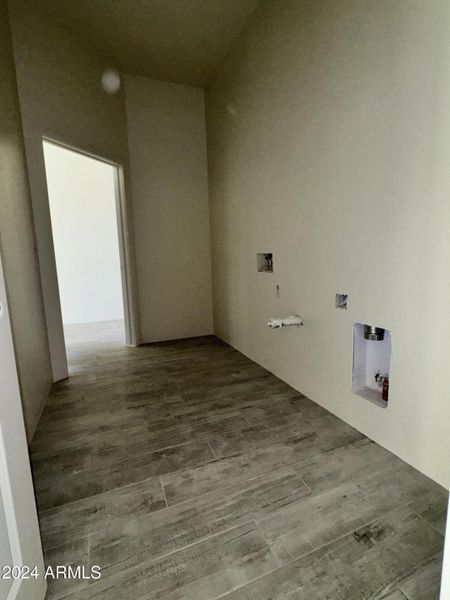 Great sized laundry room