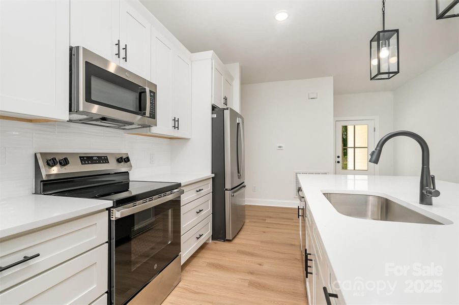 Furnished interior view inside a new home in , Kannapolis (Image 5).