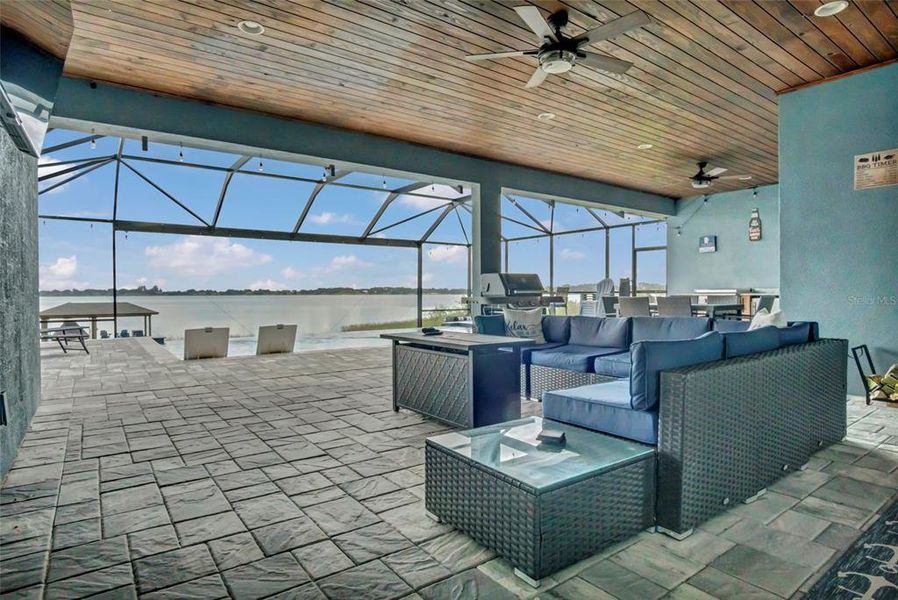 Image 53 of a home in .