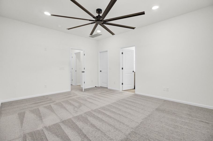 Spacious, unfurnished interior of a new home in , Moncks Corner (Image 28).