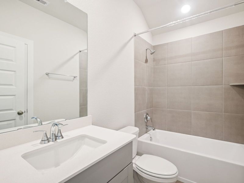 Image 15 of a home in Riviera Pines - Classic Series.