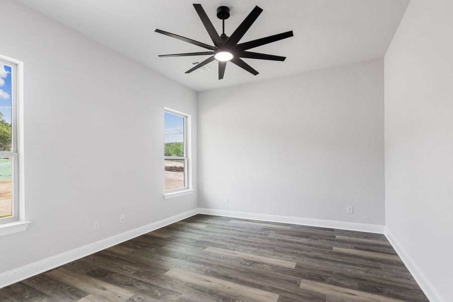 Representative unfurnished interior of a home built from the The Braden II by Doug Parr Custom Homes in Kessler Farms, Brock (Image 17).