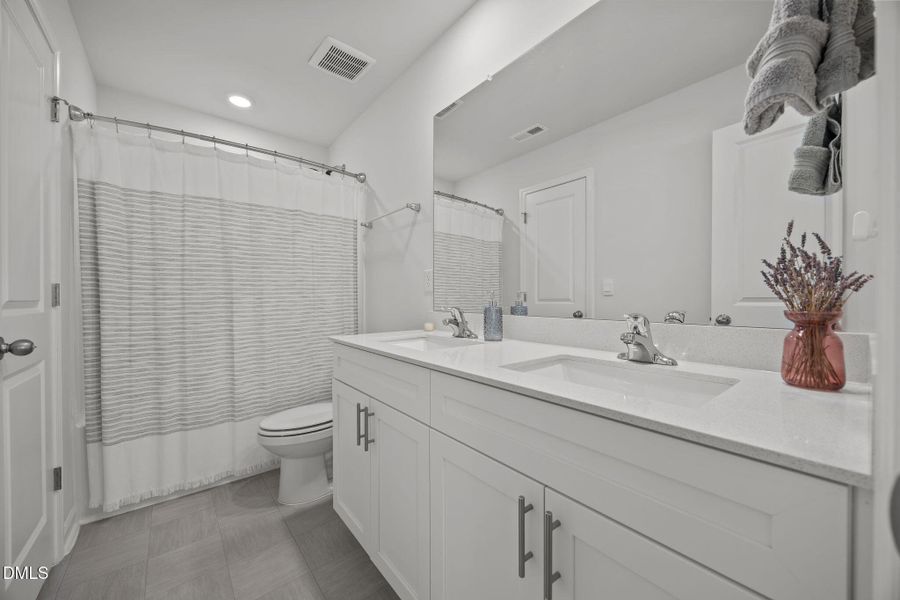 18-web-or-mls-IMG_4930 18-web-or-mls-IMG_4930