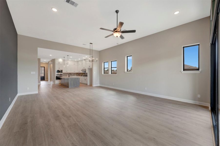 Spacious, unfurnished interior of a new home in COLTON - Reserve Collection, Todd Mission (Image 36).