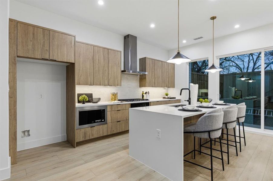 Furnished interior view inside a new home in , Dallas (Image 8).