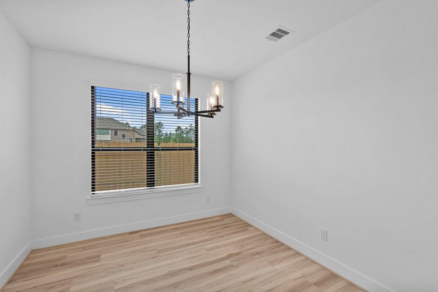 Spacious, unfurnished interior of a new home in Evergreen, Conroe (Image 13). Spacious, unfurnished interior of a new home in Evergreen, Conroe (Image 13).