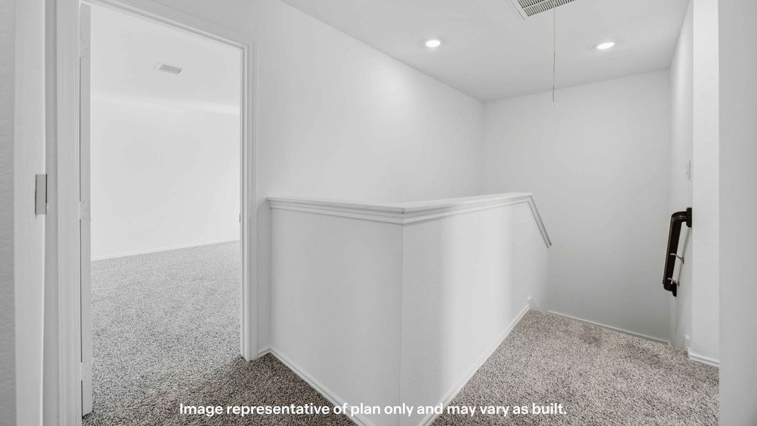 Spacious, unfurnished interior of a new home in Terra Vista, Lubbock (Image 18).