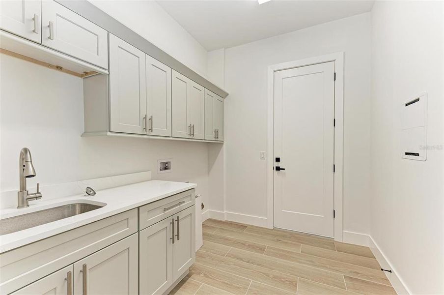 Furnished interior view inside a new home in , Punta Gorda (Image 9). Furnished interior view inside a new home in , Punta Gorda (Image 9).