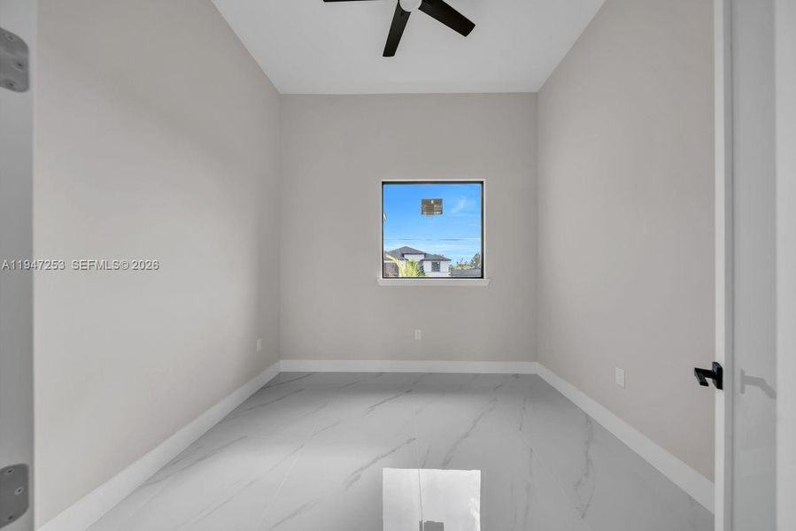 Spacious, unfurnished interior of a new home in , Lehigh Acres (Image 15).