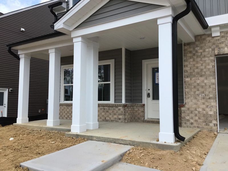 Exterior - Graceful lines and classic charm never fade.