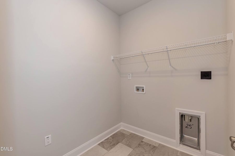 Spacious, unfurnished interior of a new home in Kelly Farms, Lillington (Image 17).