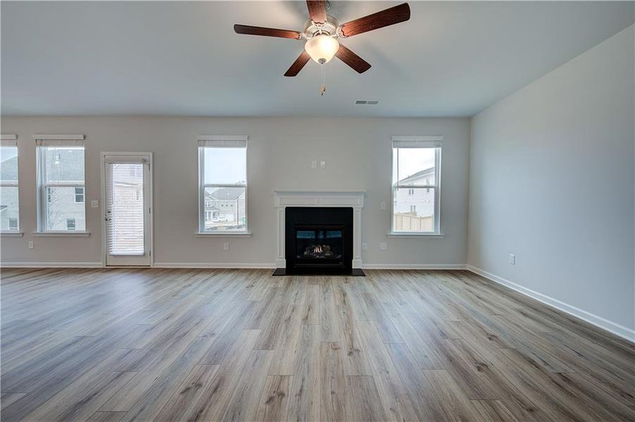 Spacious, unfurnished interior of a new home in Burchwood, Stockbridge (Image 18).