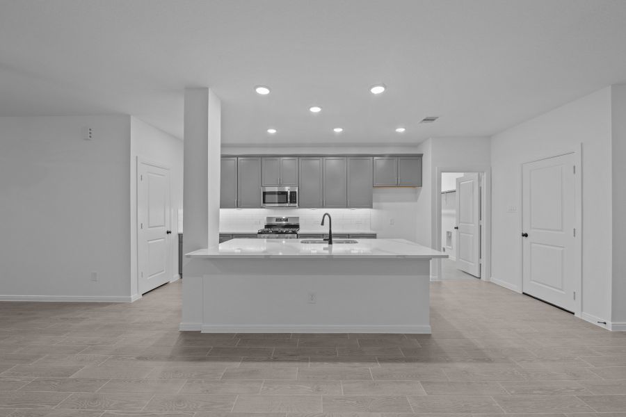 The Holly - Kitchen The Holly - Kitchen