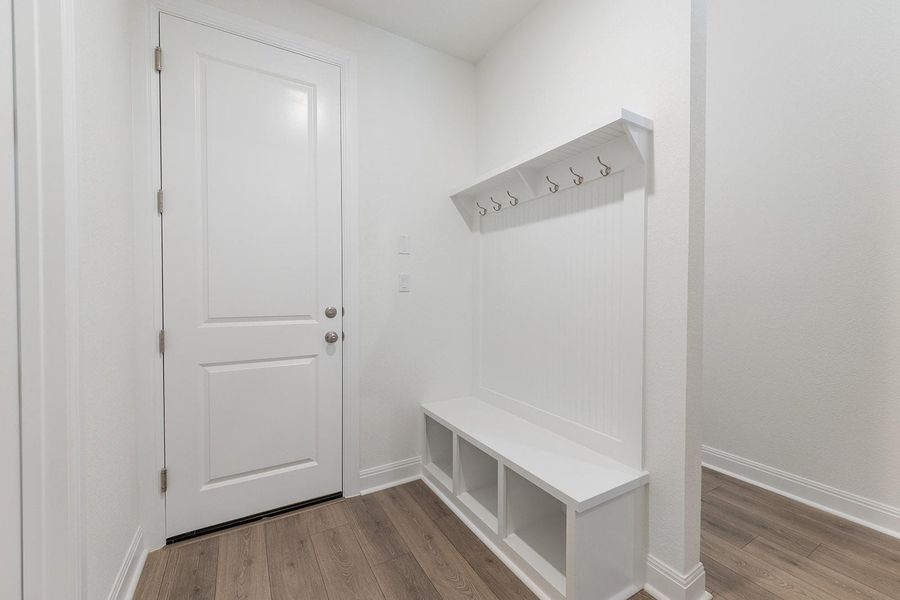 Furnished interior view inside a new home in The Colony - 50', Bastrop (Image 9).