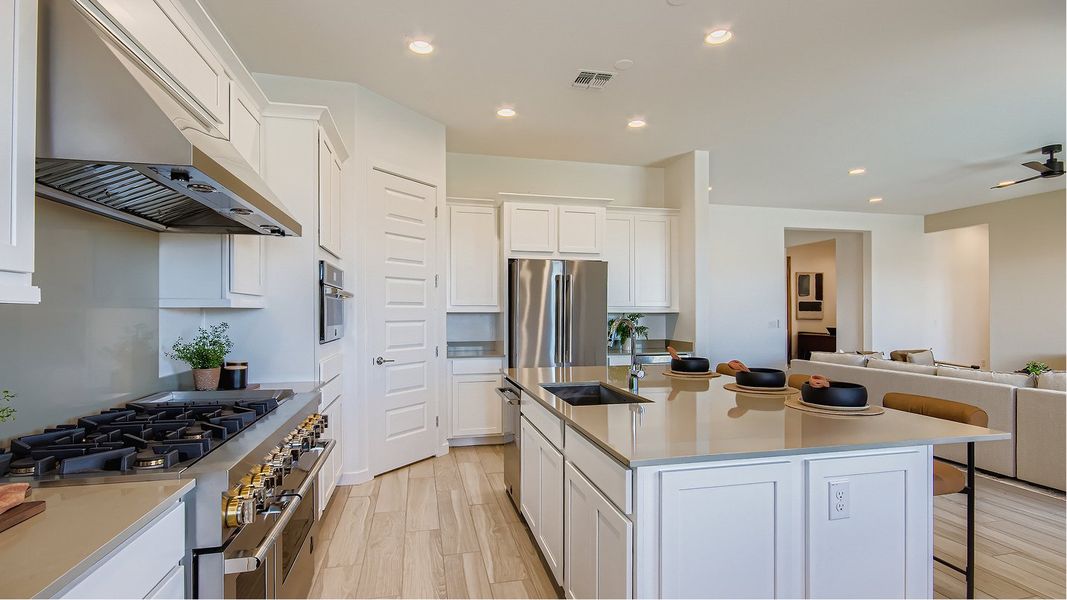 5582 Evolution Kitchen 3of3 F1 Base6