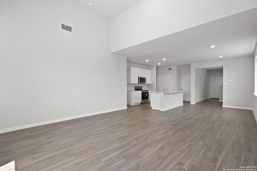 Spacious, unfurnished interior of a new home in Applewhite Meadows, San Antonio (Image 28). Spacious, unfurnished interior of a new home in Applewhite Meadows, San Antonio (Image 28).