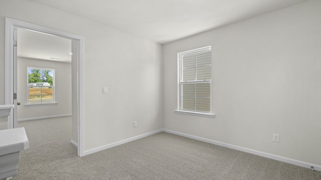 Spacious, unfurnished interior of a new home in Belle Grove, Wendell (Image 10).