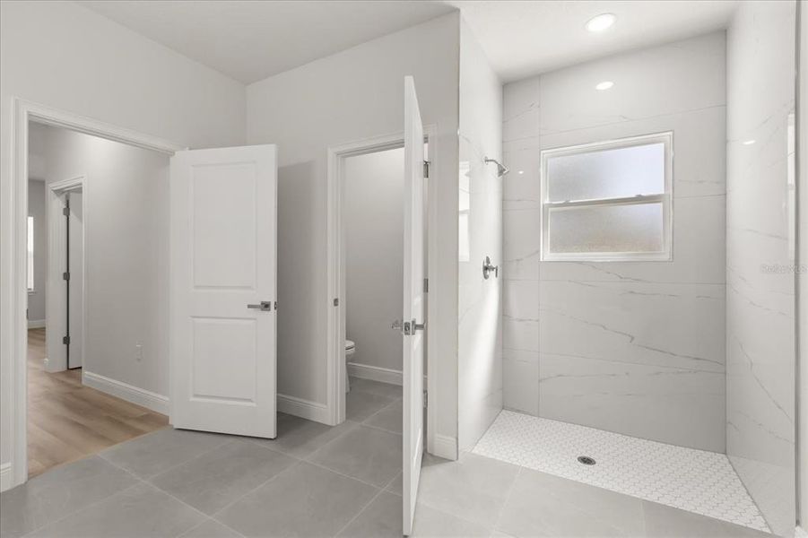 Furnished interior view inside a new home in , Ocala (Image 8).