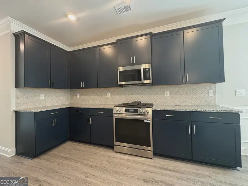 Furnished interior view inside a new home in Tuscany Hills, Douglasville (Image 8).