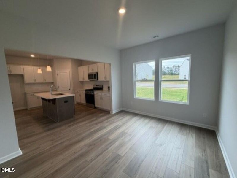 dining room (Medium)