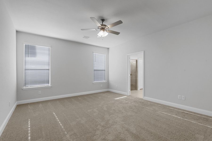 Representative unfurnished interior of a home built from the Garrison I by Cheldan Homes in Stoneview, Glen Rose (Image 48).