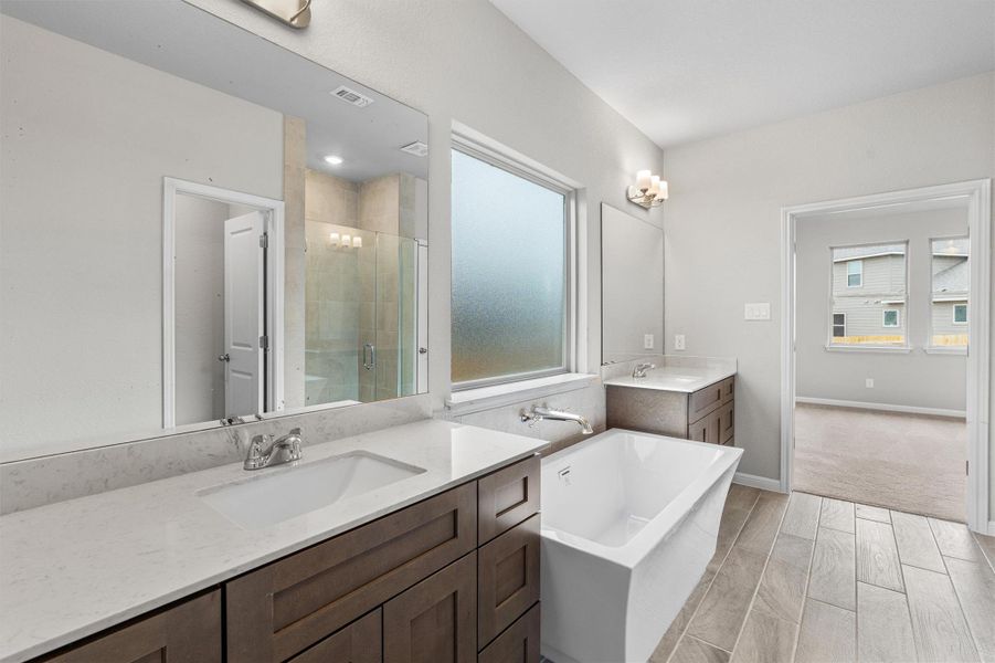 Furnished interior view inside a new home in Morningstar, Andice (Image 10).