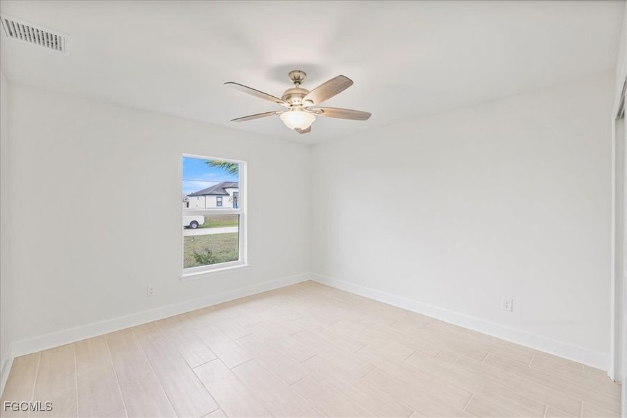 Spacious, unfurnished interior of a new home in Cape Coral, Cape Coral (Image 17). Spacious, unfurnished interior of a new home in Cape Coral, Cape Coral (Image 17).