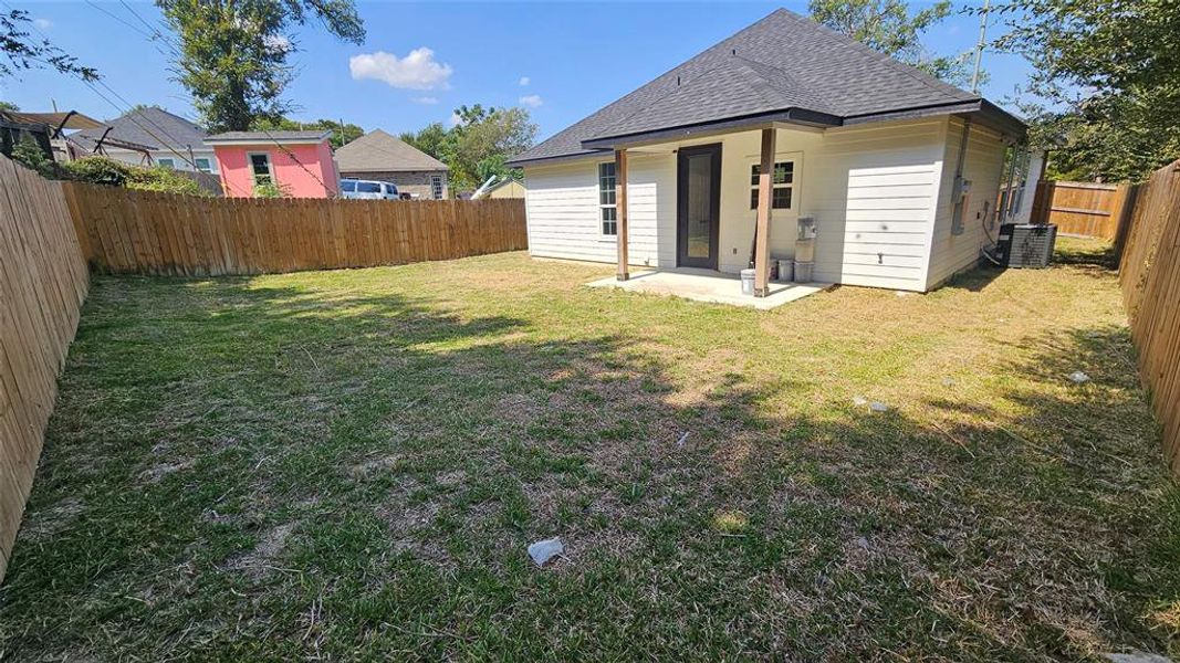 Front exterior of a new home in , Dallas, TX, highlighting curb appeal (Image 2). Front exterior of a new home in , Dallas, TX, highlighting curb appeal (Image 2).