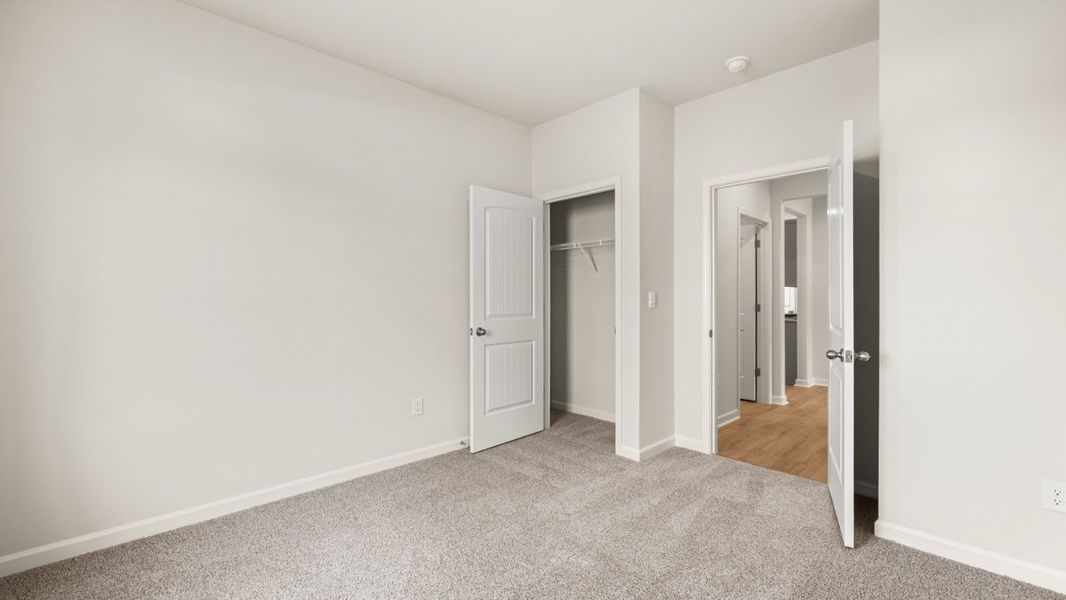 Representative unfurnished interior of a home built from the Cali by D.R. Horton in Fairhaven, Lithia Springs (Image 29).