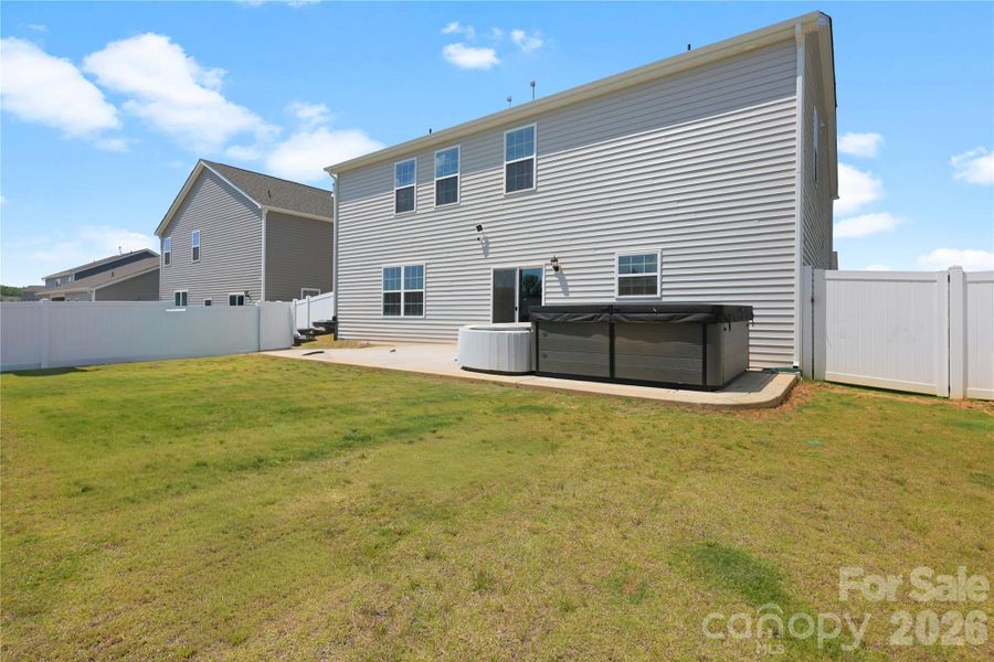 Exterior details and patio area of a home in Nolen Farm, Gastonia (Image 22).