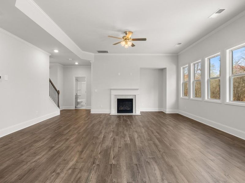 Spacious, unfurnished interior of a new home in Tributary Village, Douglasville (Image 21).