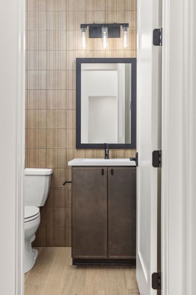 1727 Abundance - Powder Bathroom