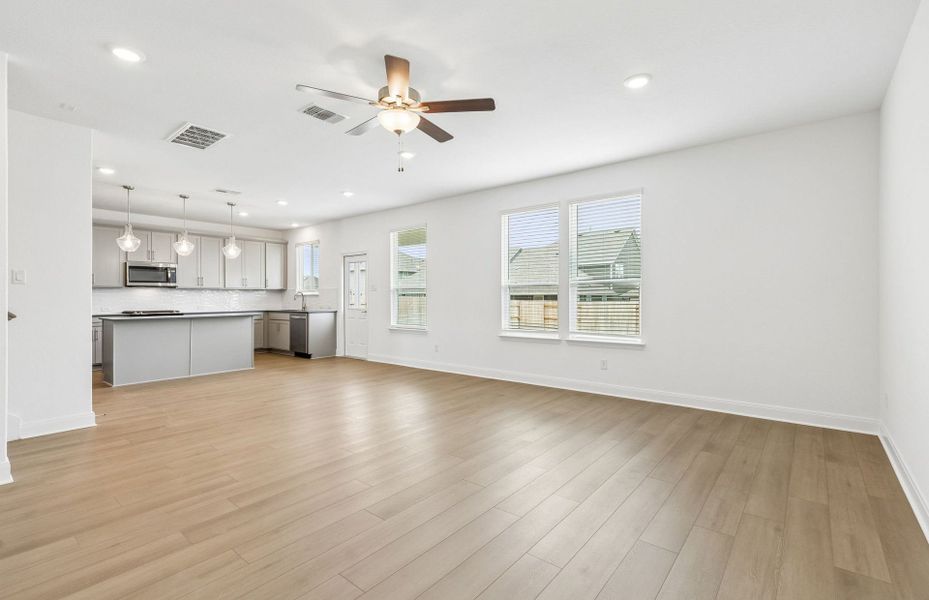 Spacious, unfurnished interior of a new home in Patterson Ranch, Georgetown (Image 23). Spacious, unfurnished interior of a new home in Patterson Ranch, Georgetown (Image 23).