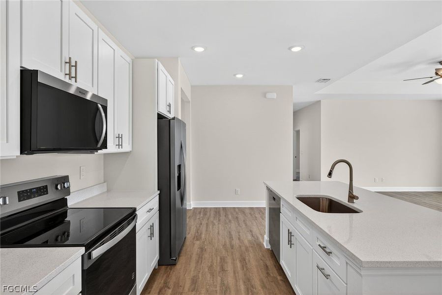 Furnished interior view inside a new home in Cape Coral, Cape Coral (Image 15).