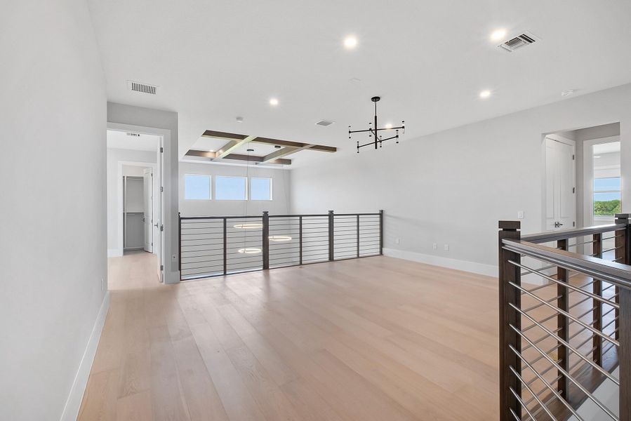 Large upstairs loft